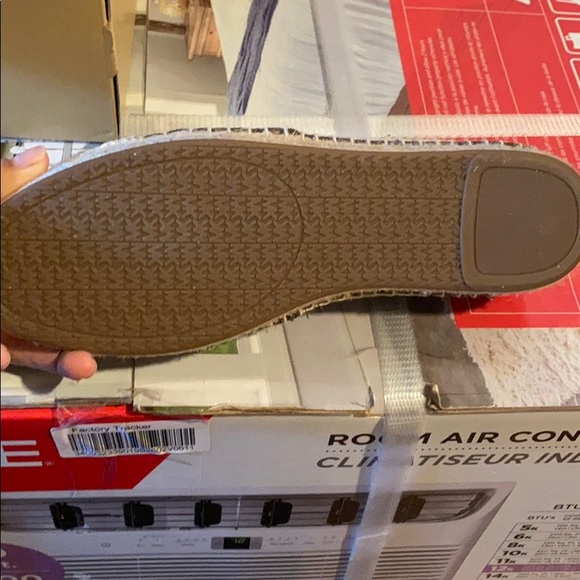 Michael Kors Flat Shoes - Picture 2 of 4